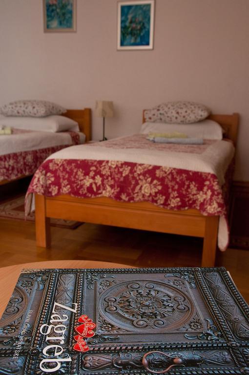 Apartment Srce Zagreba Camera foto